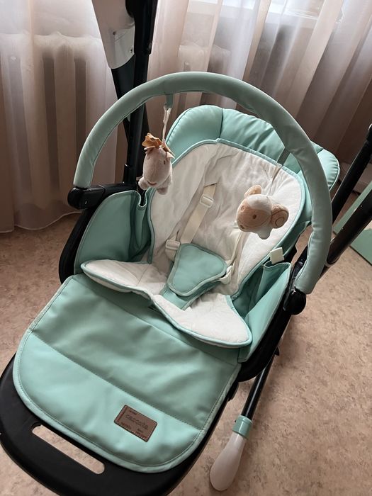 Стілець-гойдалка CARRELLO Cascata