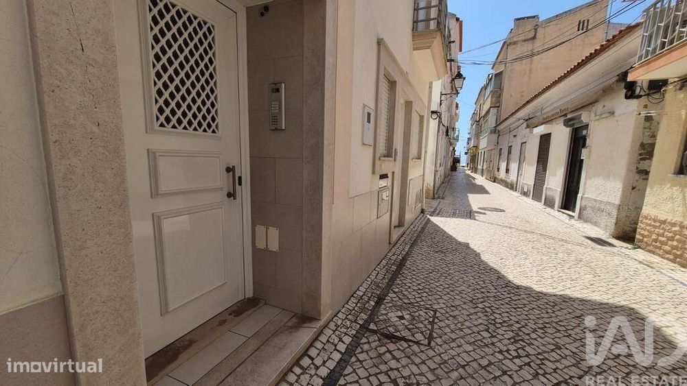 Apartamento T1 em Nazaré de 52,00 m2
