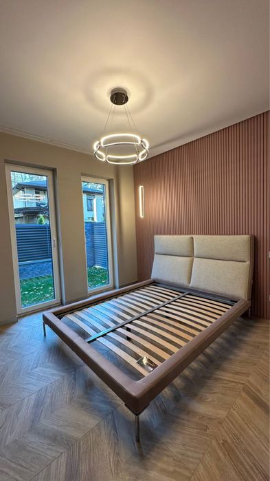 Будинок з новим ремонтом у Лісовій Бучі. Престижна локація, документи