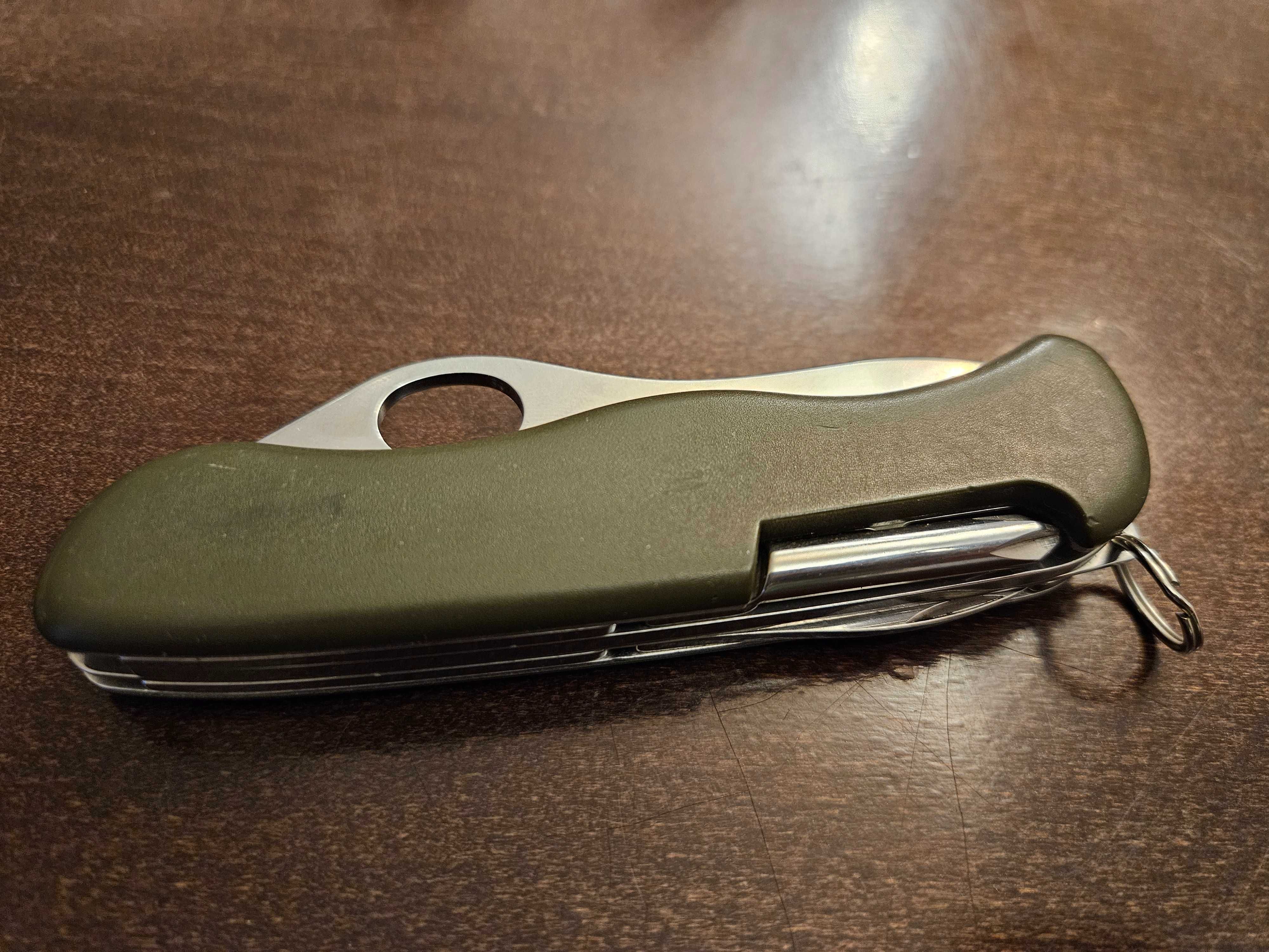 scyzoryk Victorinox GAK 111mm BW