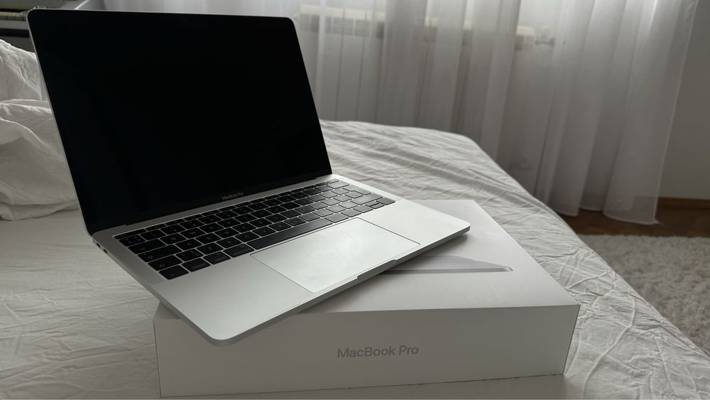 MacBook Pro 13” 128gb
