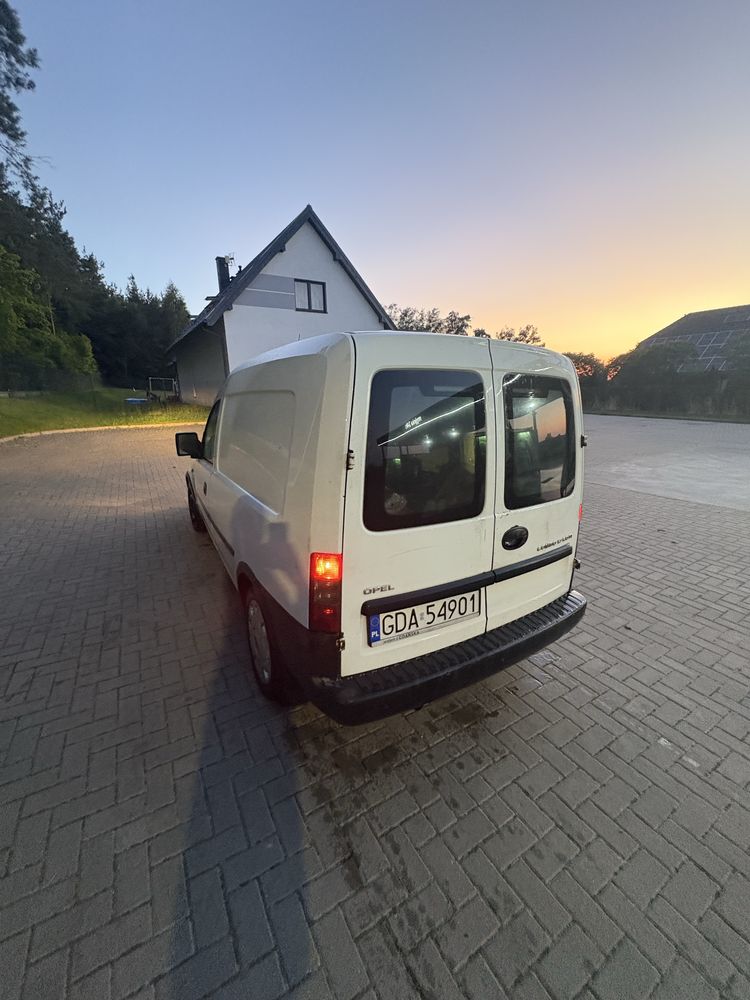 Opel combo 1.7 101km