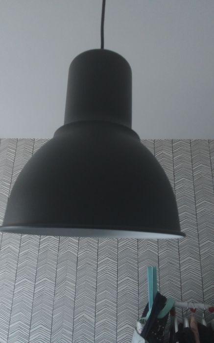 Candeeiro preto estilo industrial