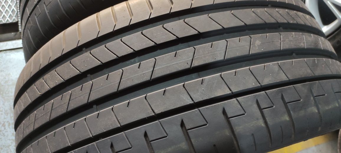 Pneus 265/35/22 Pirelli semi novos