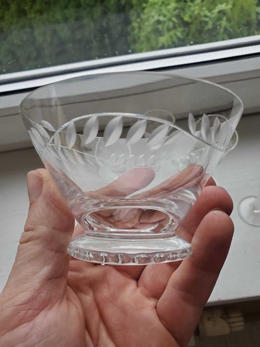 Przedwojenne kryształy w idealnym stanie