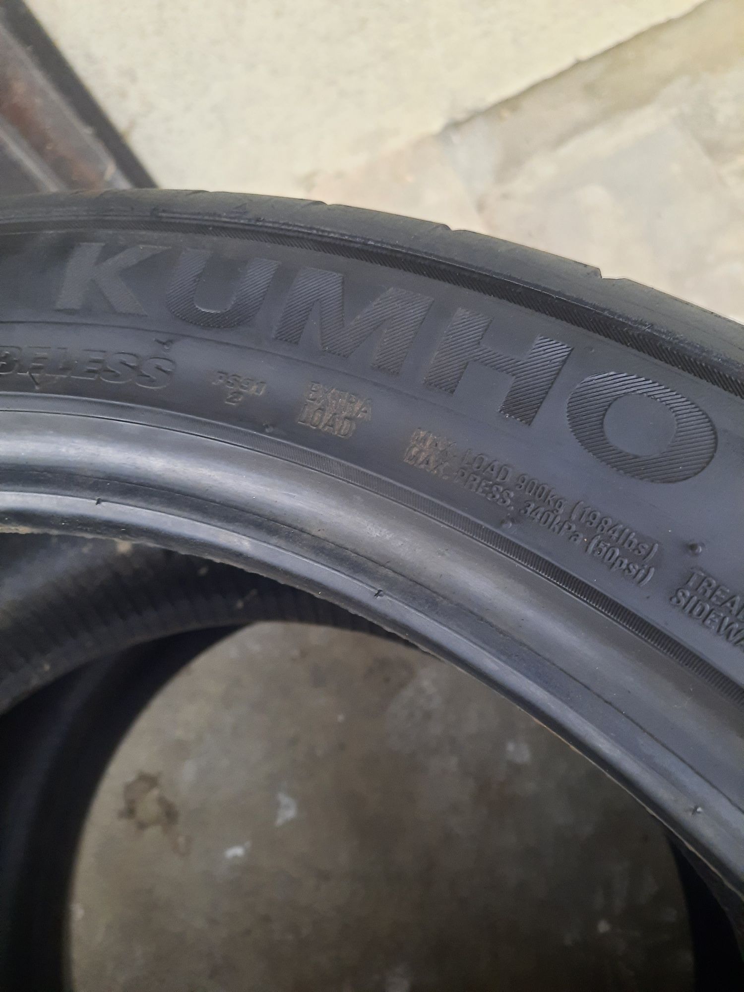 265/40 R20 Kumho 2022 рік ПАРА