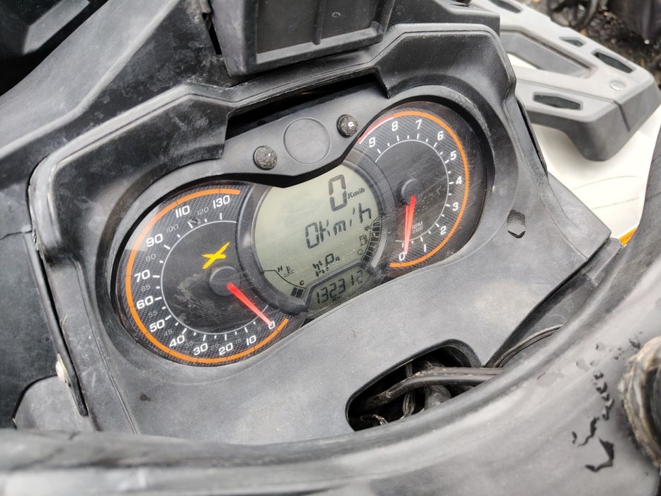 Can am outlander II 1000 pług do odśnieżania