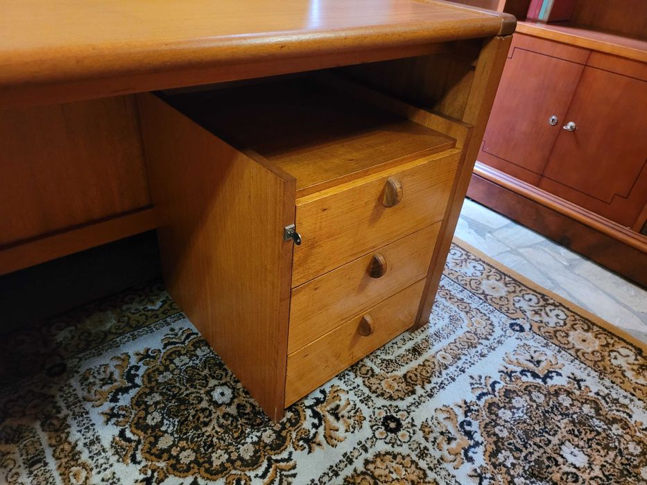 Grande secretária em madeira maciça - Penso que Ola