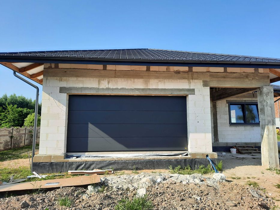 Automatyczna brama garażowa od producenta Jarmex.