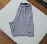 Calções Nike Cinzento