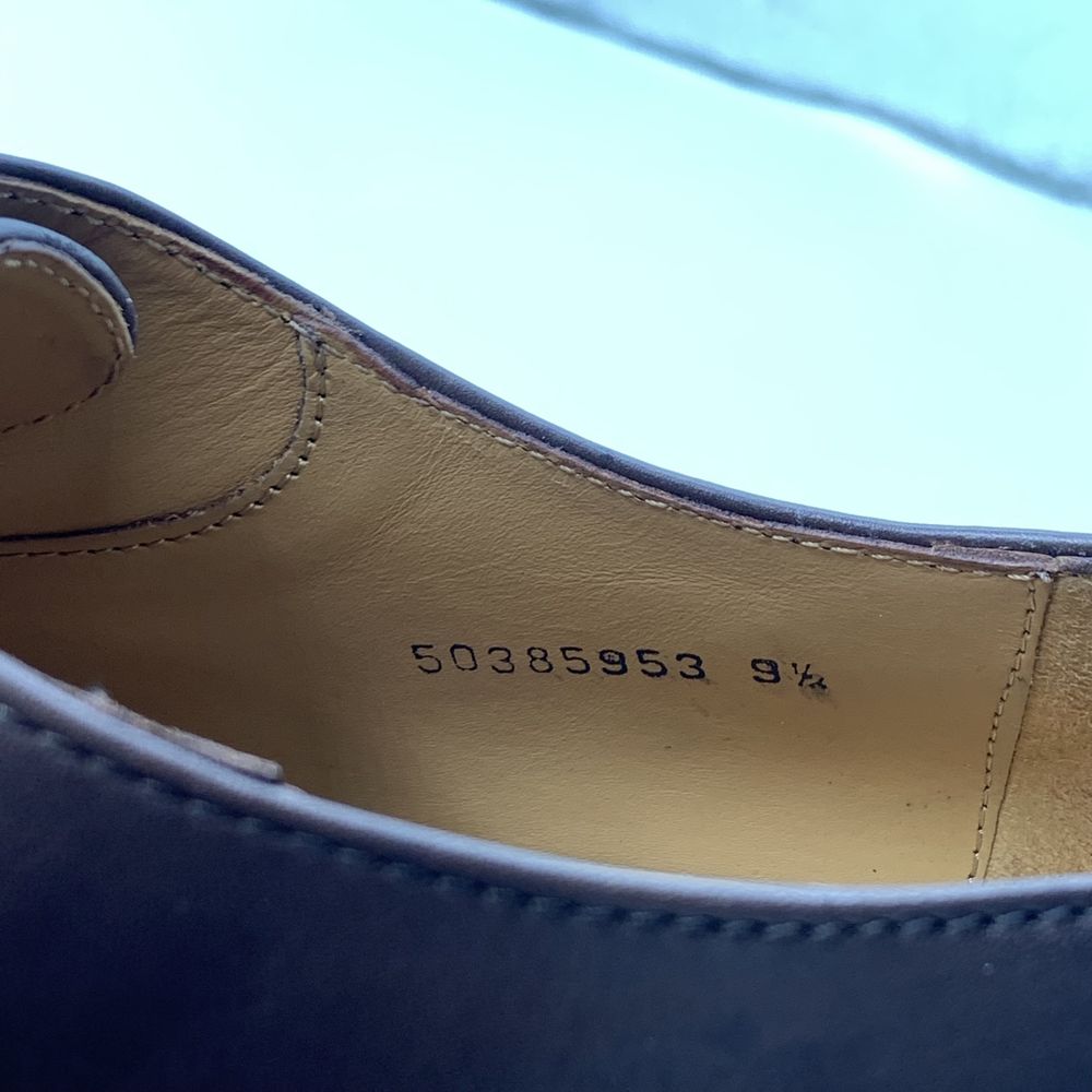 Продам мужские кожаные туфли Hugo Boss. Размер 43-44(9.5)