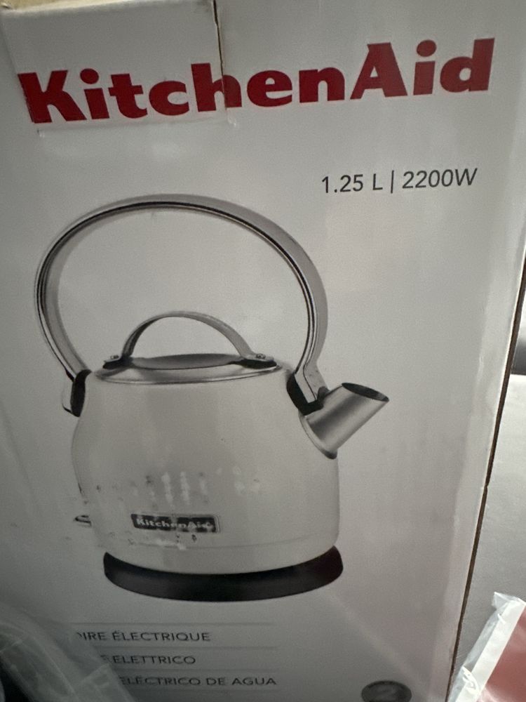 Чайник KitchenAid classik