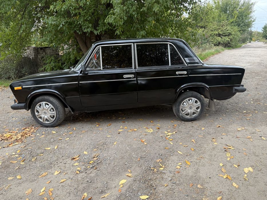 Продам Vaz 2106 в нормальном состоянии!