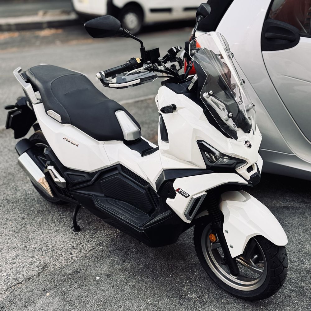 Mota SYM ADX 125