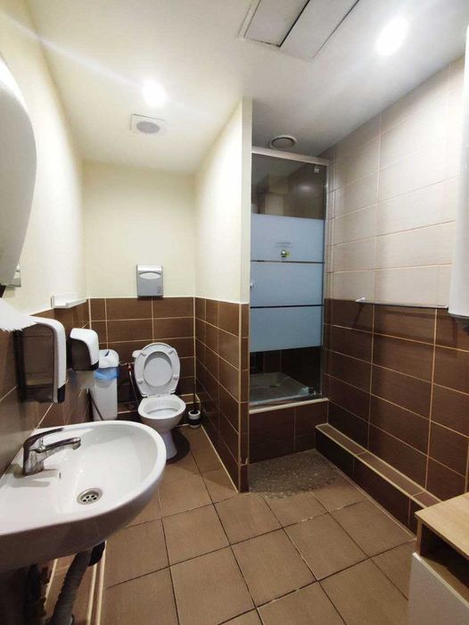 ОРенда офісу м.Голосїївська , ГЕнератор