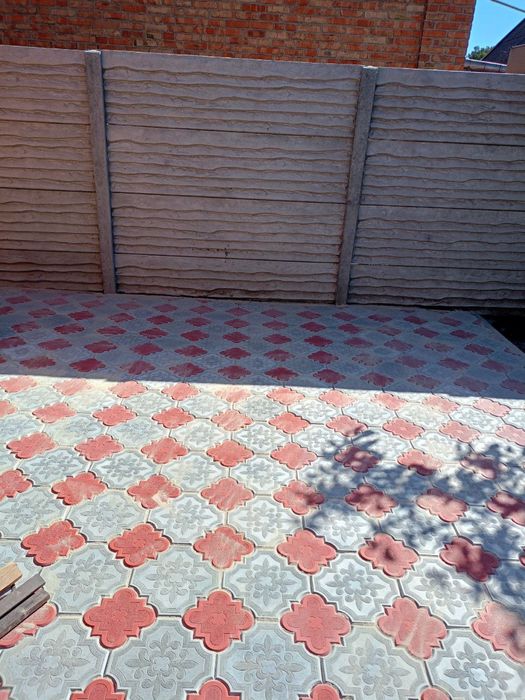 Укладка тротуарної плитки