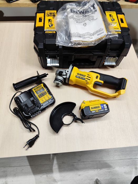 DeWal болгарка акумуляторна Деволт оригінал