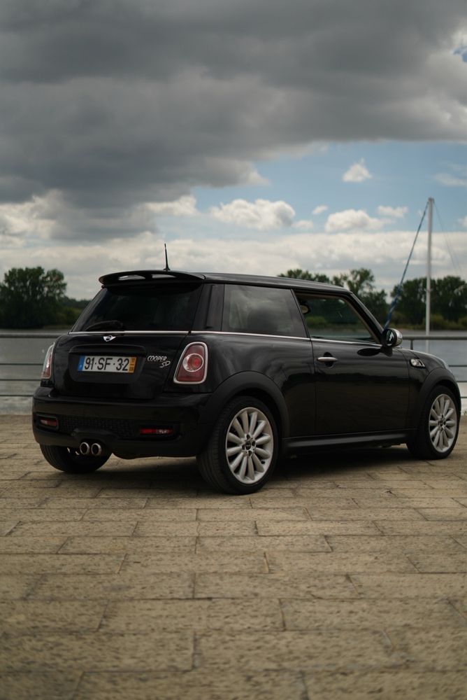 Mini Cooper SD 2.0 143cv (Motor BMW)