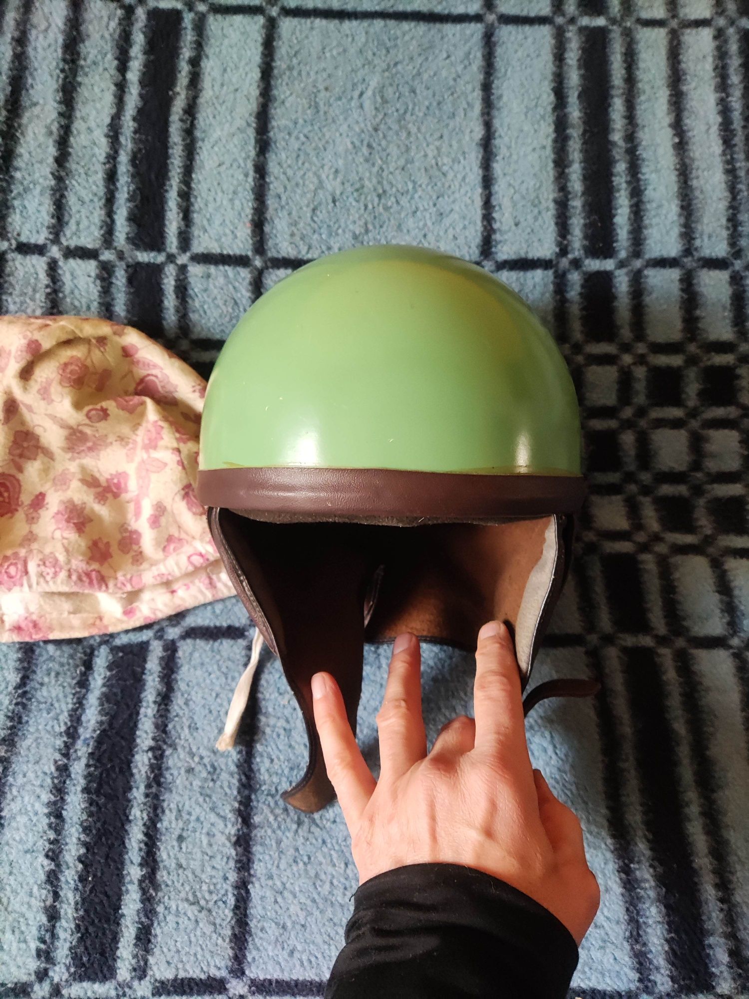 Orzeszek kask kolekcjonerski