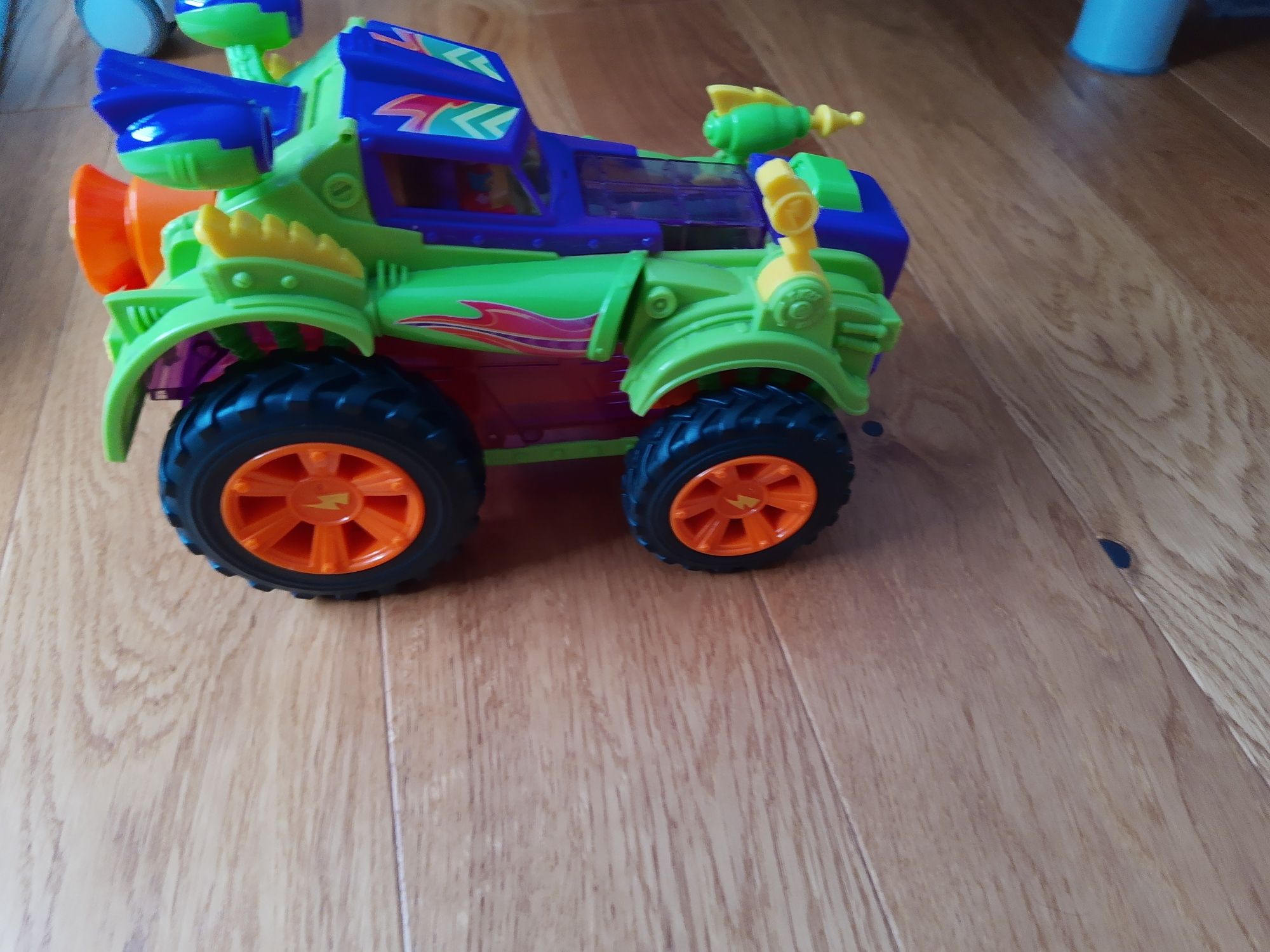 Super zings monster truck