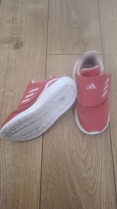 Buty firmy ADIDAS, w rozmiarze 27