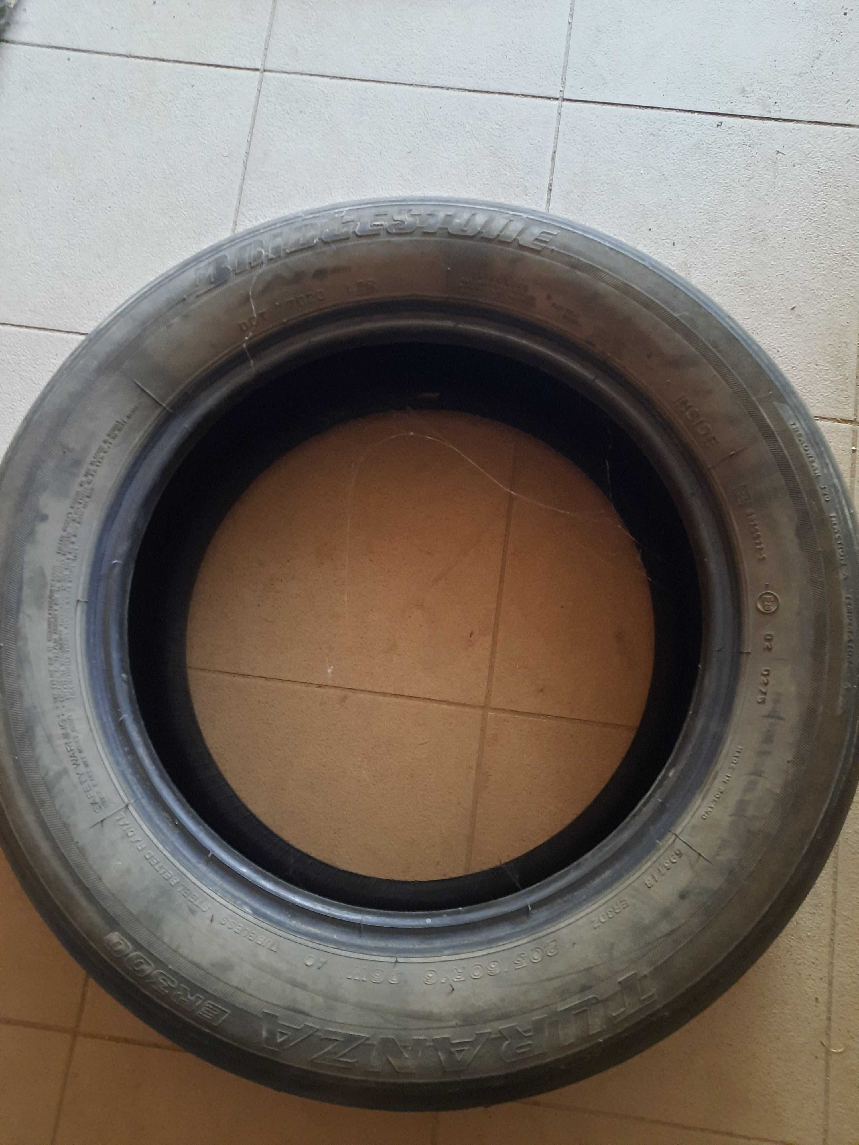 Шина літня Bridgestone 205/60 r16