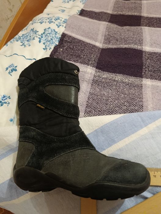 Дитяча обувь зимня