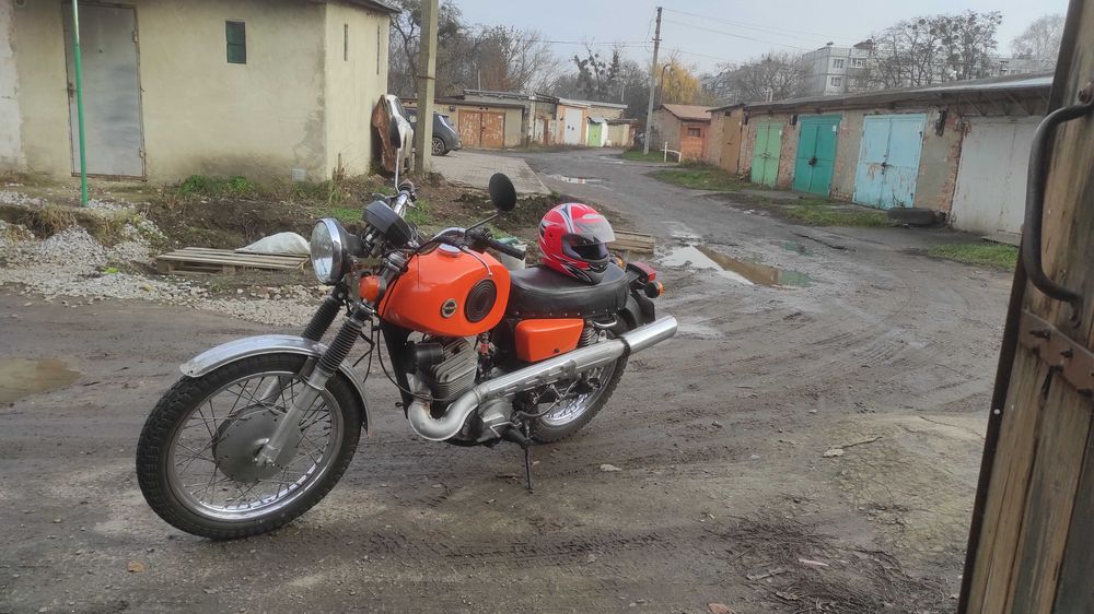 Мотоцикл ИЖ Планета спорт 350