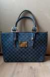 "LV Louis Vuitton" shopper
