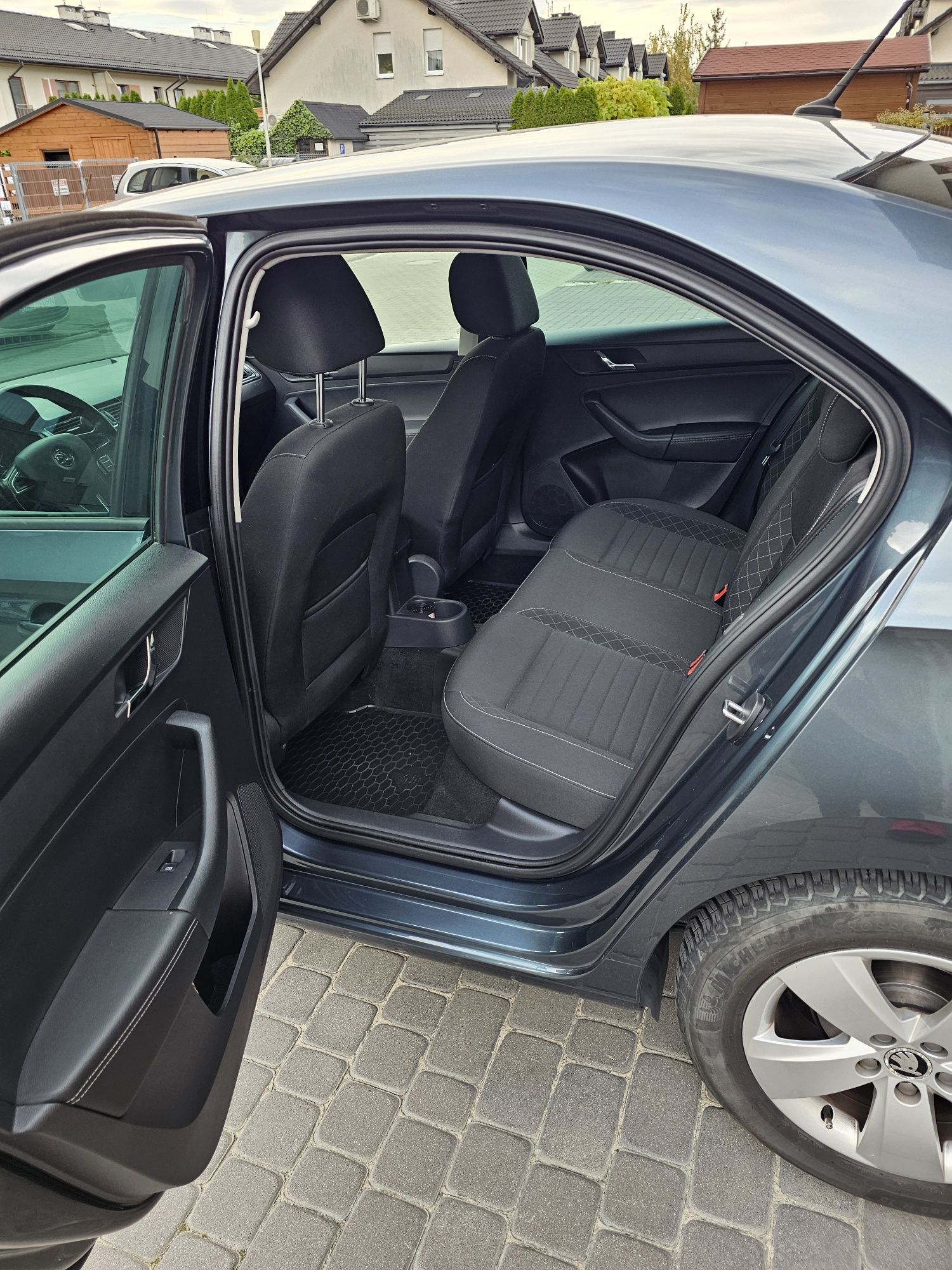 Skoda rapid 1.4 tsi dsg style