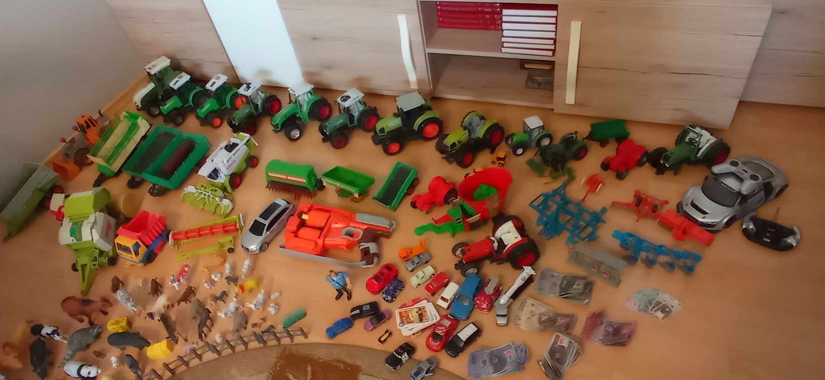 Zabawki traktory i okcesorja
