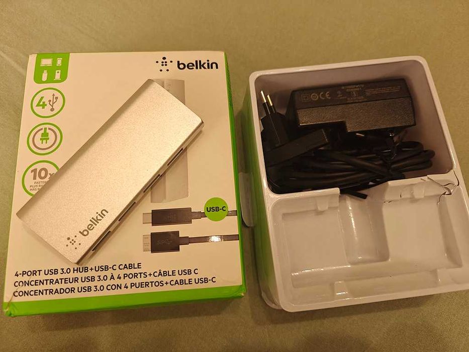 Хаб Belkin USB 3.0 4 Port Hub + USB-C™ Cable (F4U088tt)