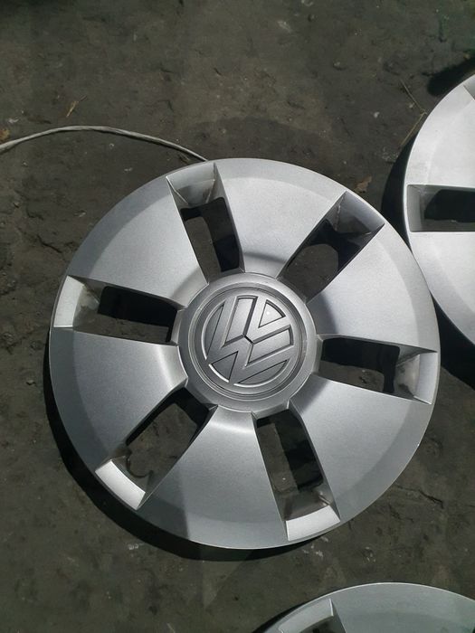 Оригінальні ковпаки на диски R14 Volkswagen 4шт- 800грн.