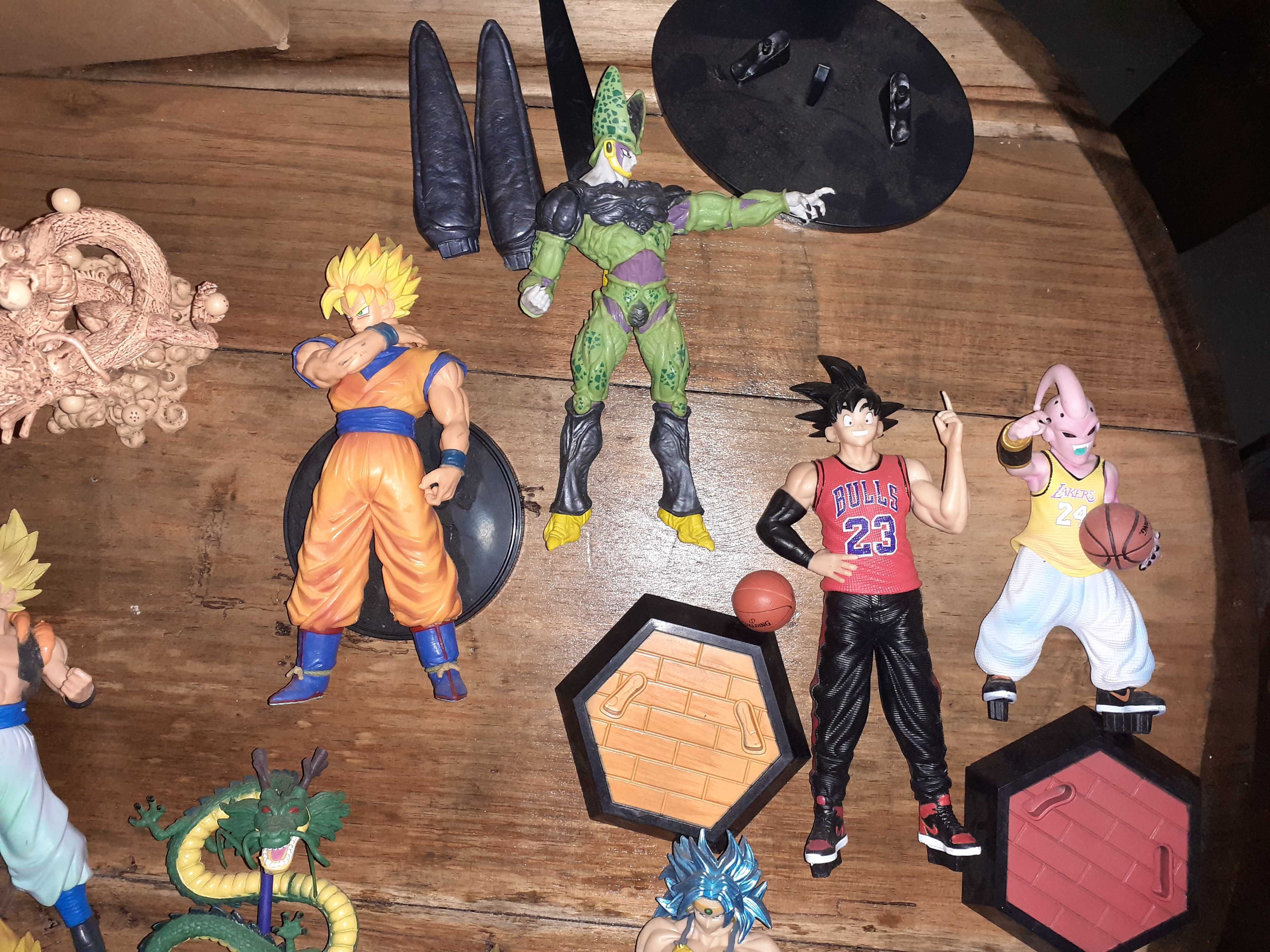 Figuras Dragon Ball Z Freeza Son goku vegeta cell broly trunks piccolo