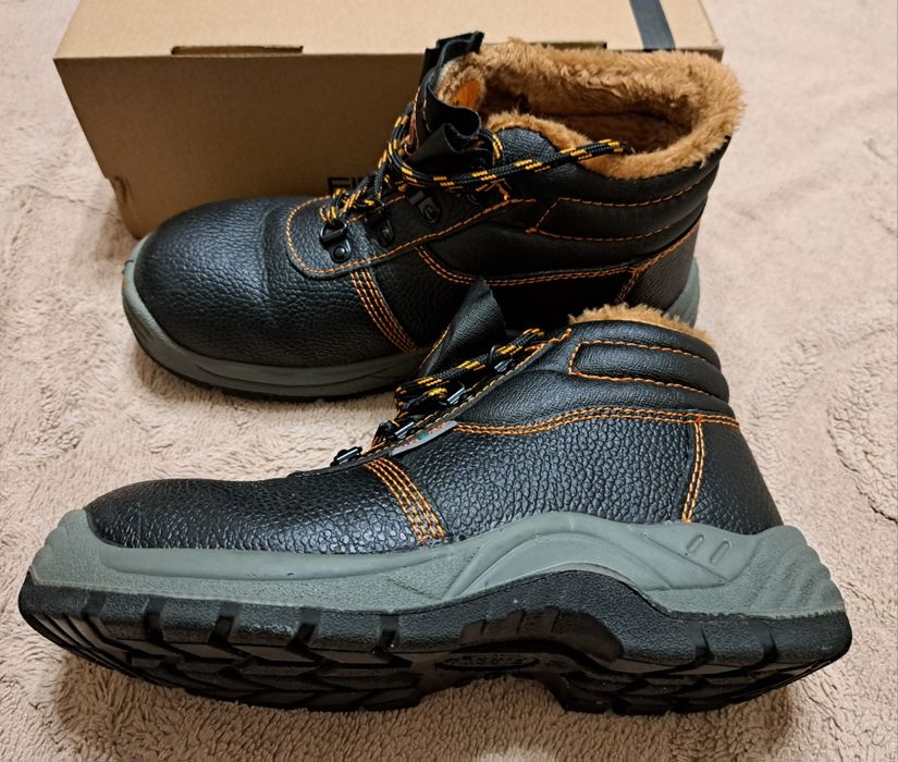 Спецвзуття, шкіряні ботинки Firsty 40 розмір( на 39) бу