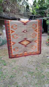 Stary dywan Kilim