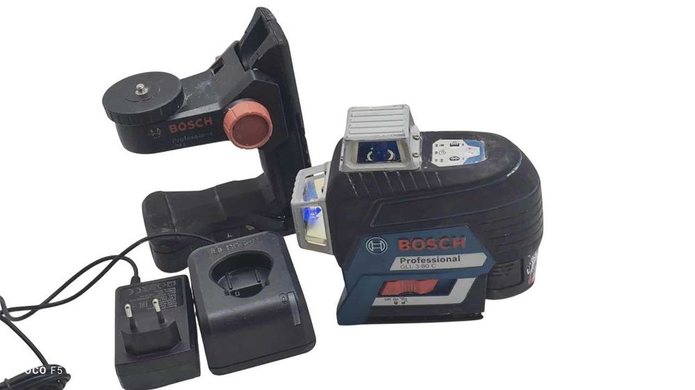 Laser krzyżowy Bosch GLL 3-80C + statyw Bosch