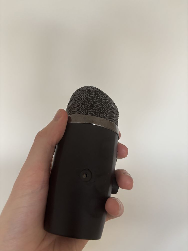 Blue Yeti Nano – mikrofon USB