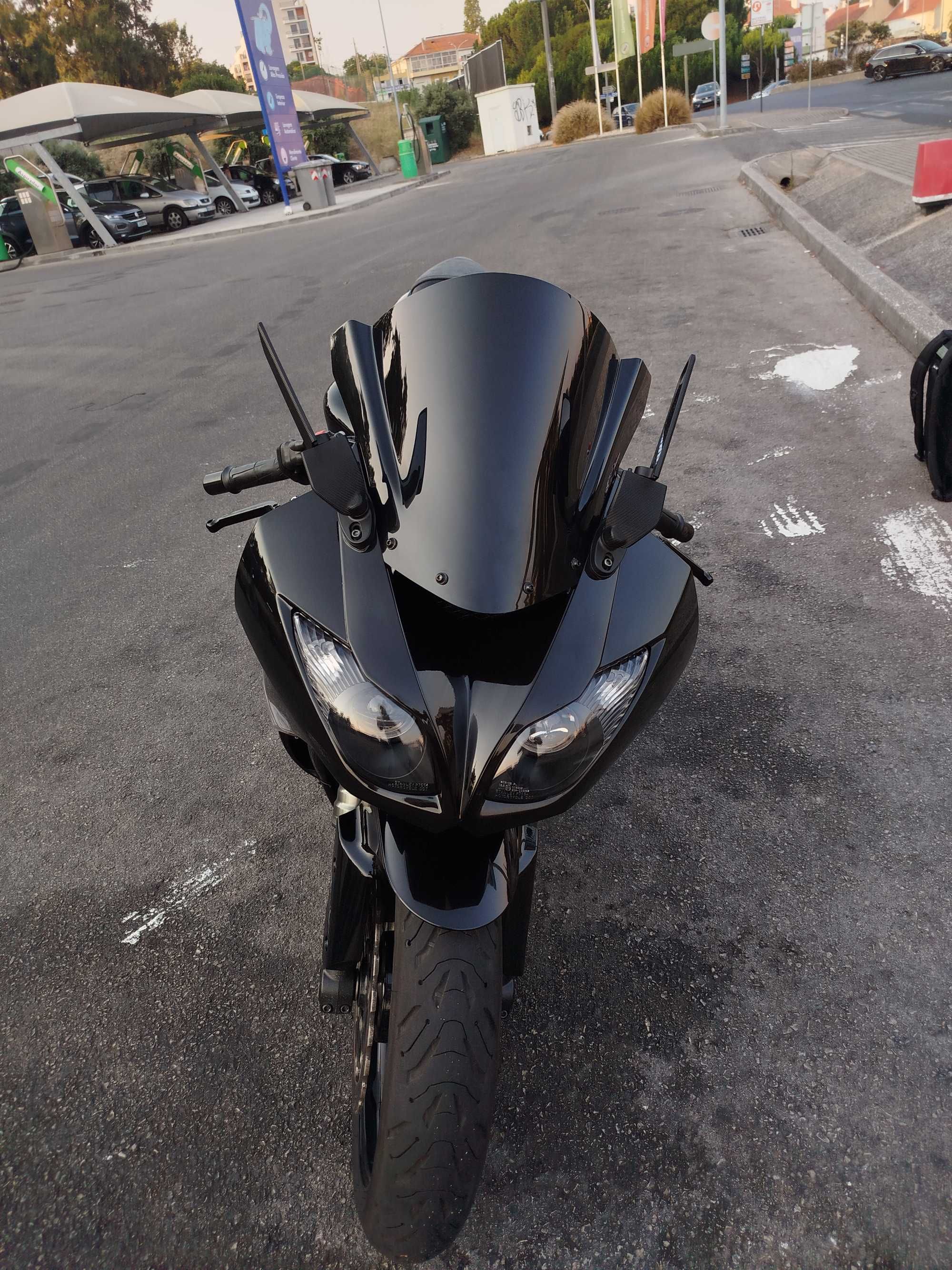 Kawasaki ZX6R 2009