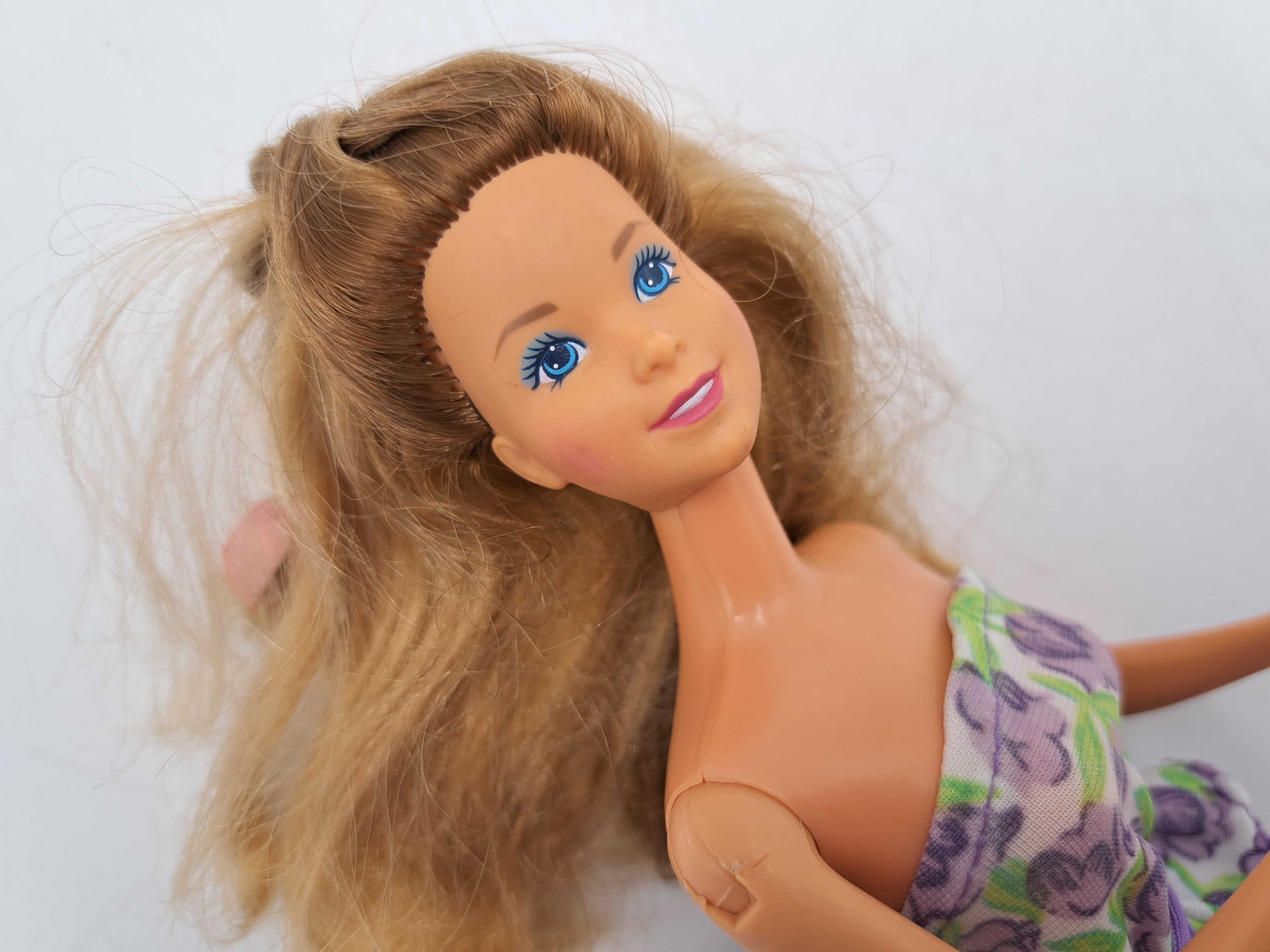 Lalka Barbie Pretty Choices 1986 Mattel Taiwan pierścionek fioletowa