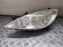 Peugeot 307 reflektor lampa lewy przód przedni