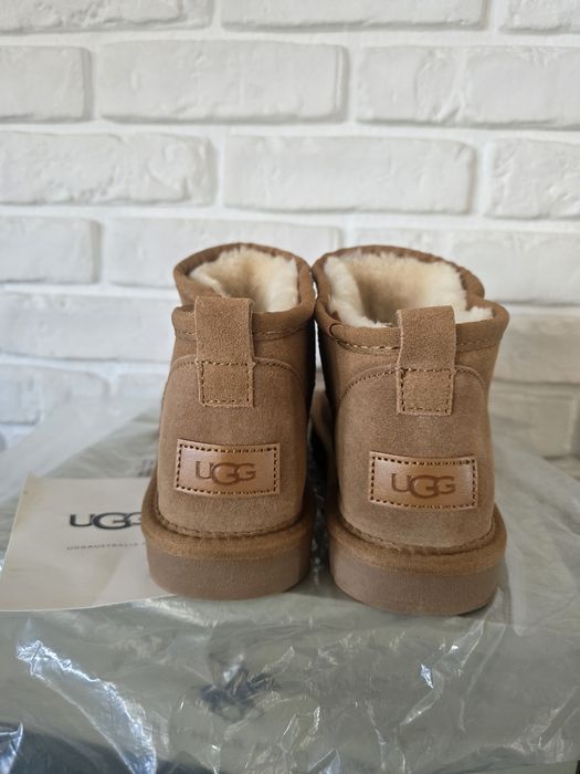 Buty zimowe śniegowce Ugg rozmiar 40