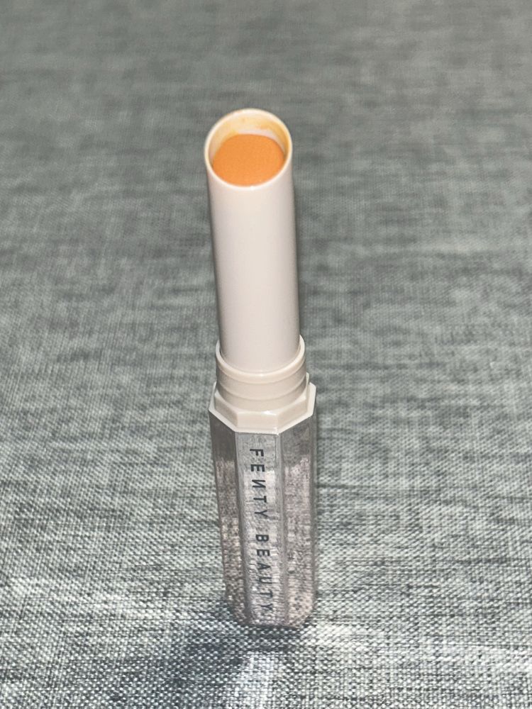 Szminka Fenty Beauty Mattemoiselle Pumpkin Rose