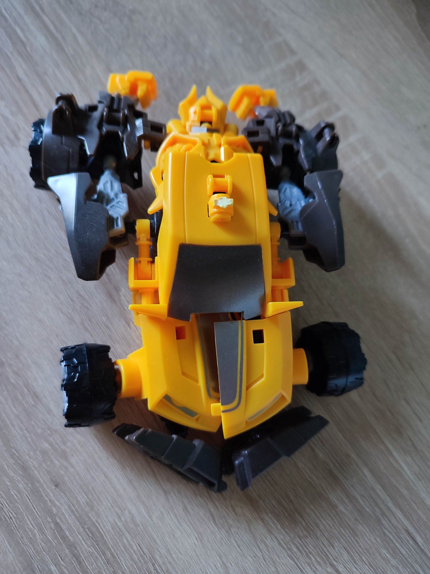 Transformers auto-robot