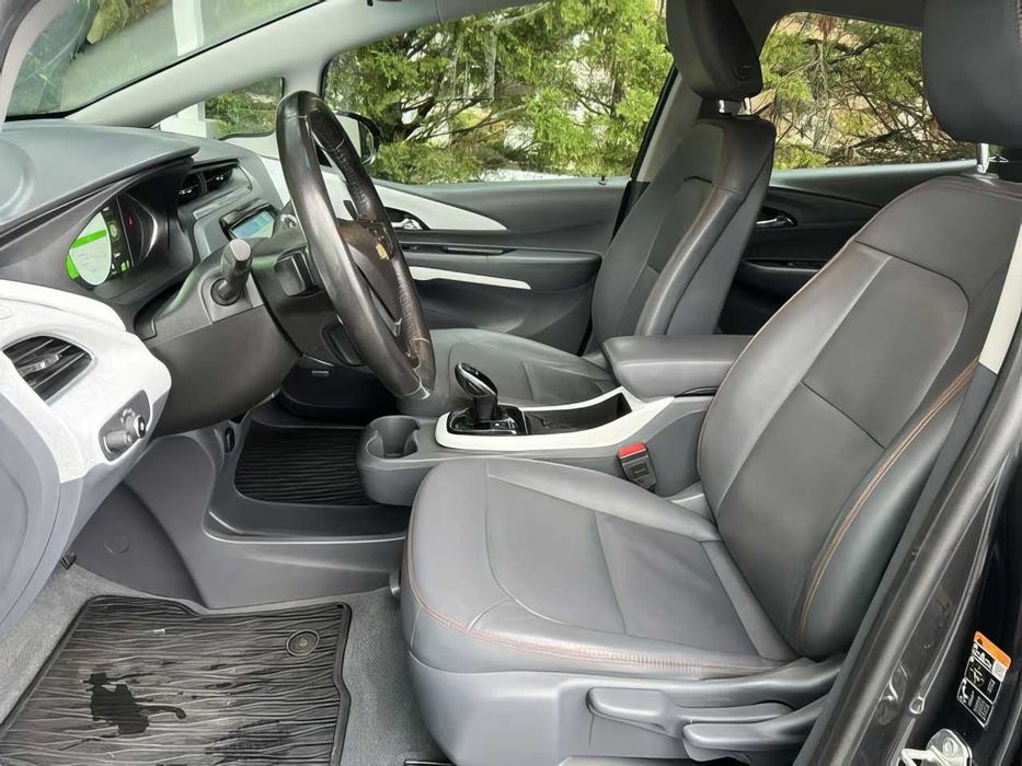 Chevrolet Bolt      2019