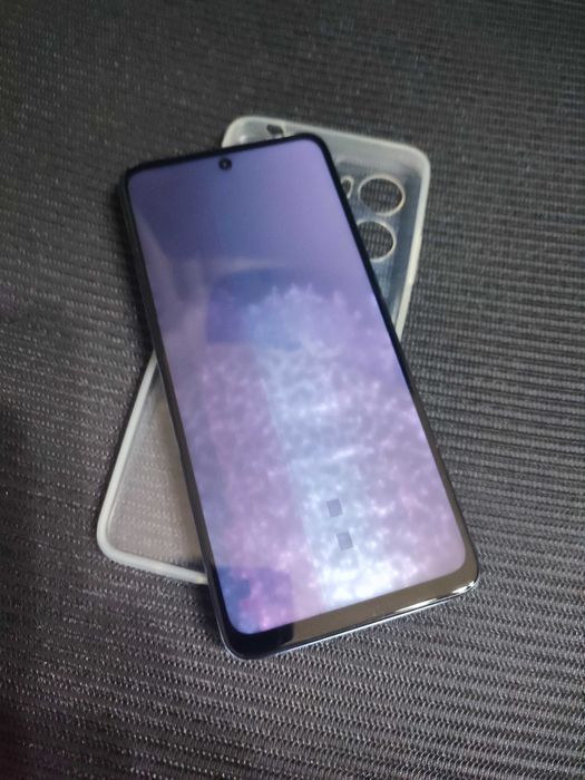 Motorola moto e15 2GB 64 GB Quad Pix 32MP Azul (Ecrã interno partido)