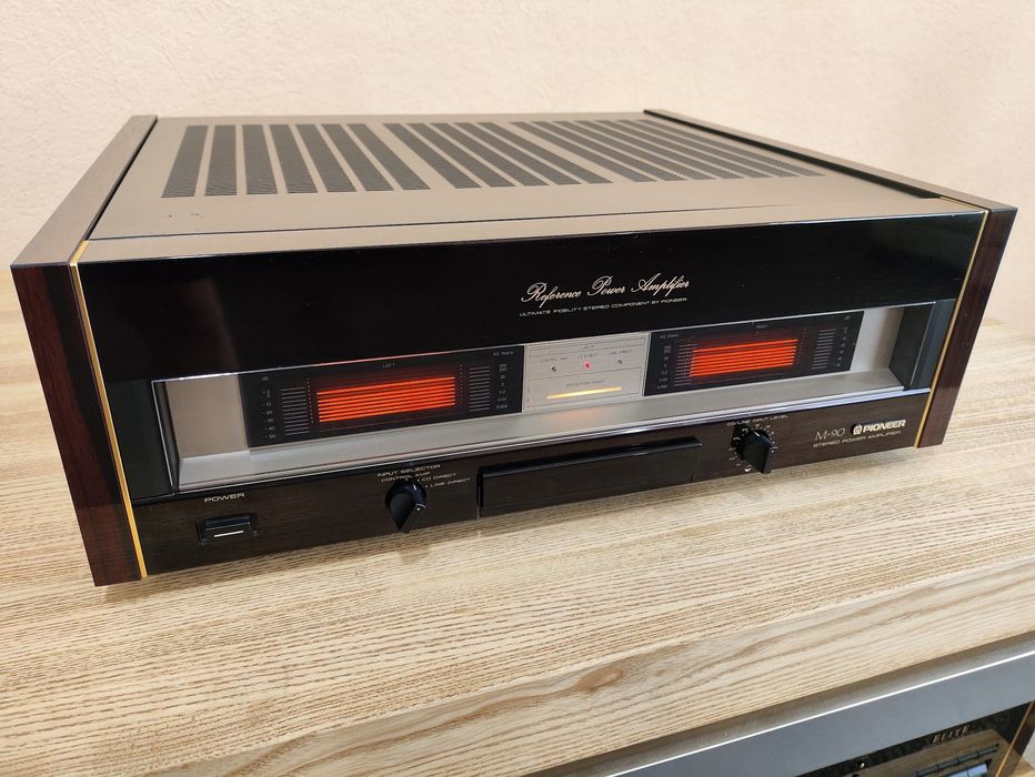 Pioneer M-90 Urushi Series Усилитель мощности