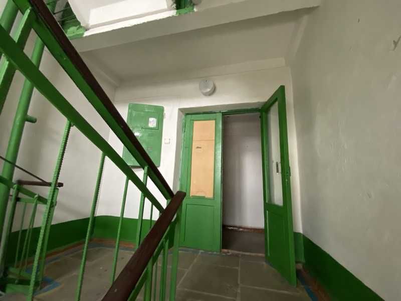 Продається 1/2 квартири, 27,5 м2, м. Коростишів, пров. Л. Мучник, 10а