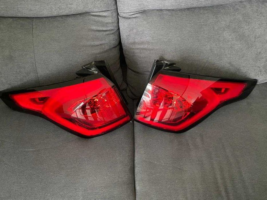 Ford Escape MK2 Lampa Lewa TYŁ LIFT USA Kanada kuga