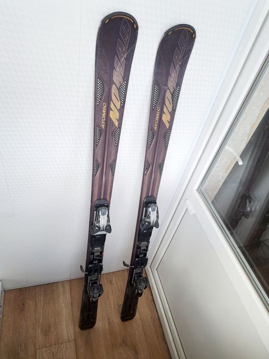Горные лыжи Atomic 157см. Киев.
